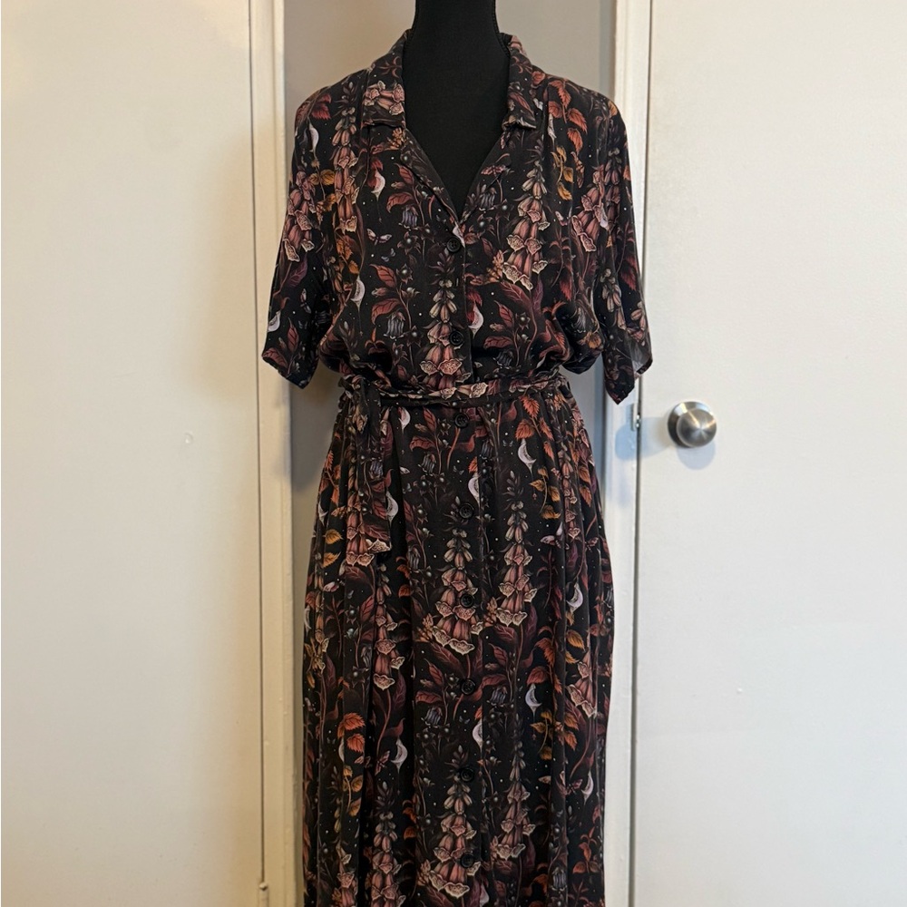 Disturbia Foxglove print, Floral Midi Shirt Dress
